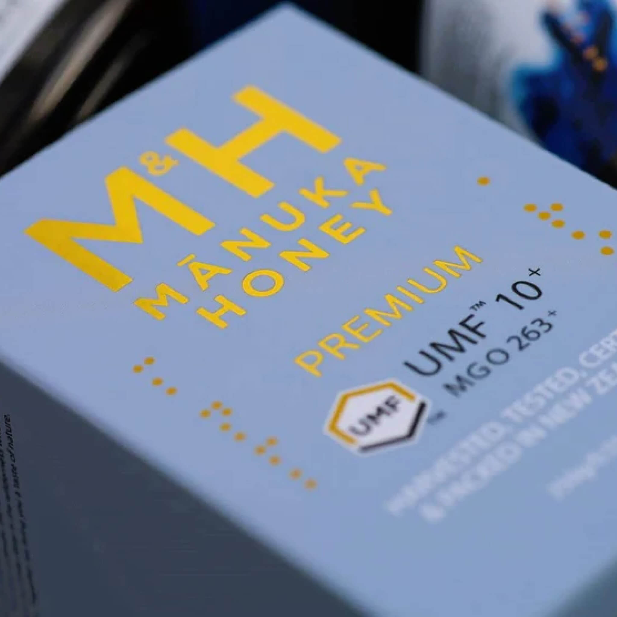 マヌカハニー UMF10+