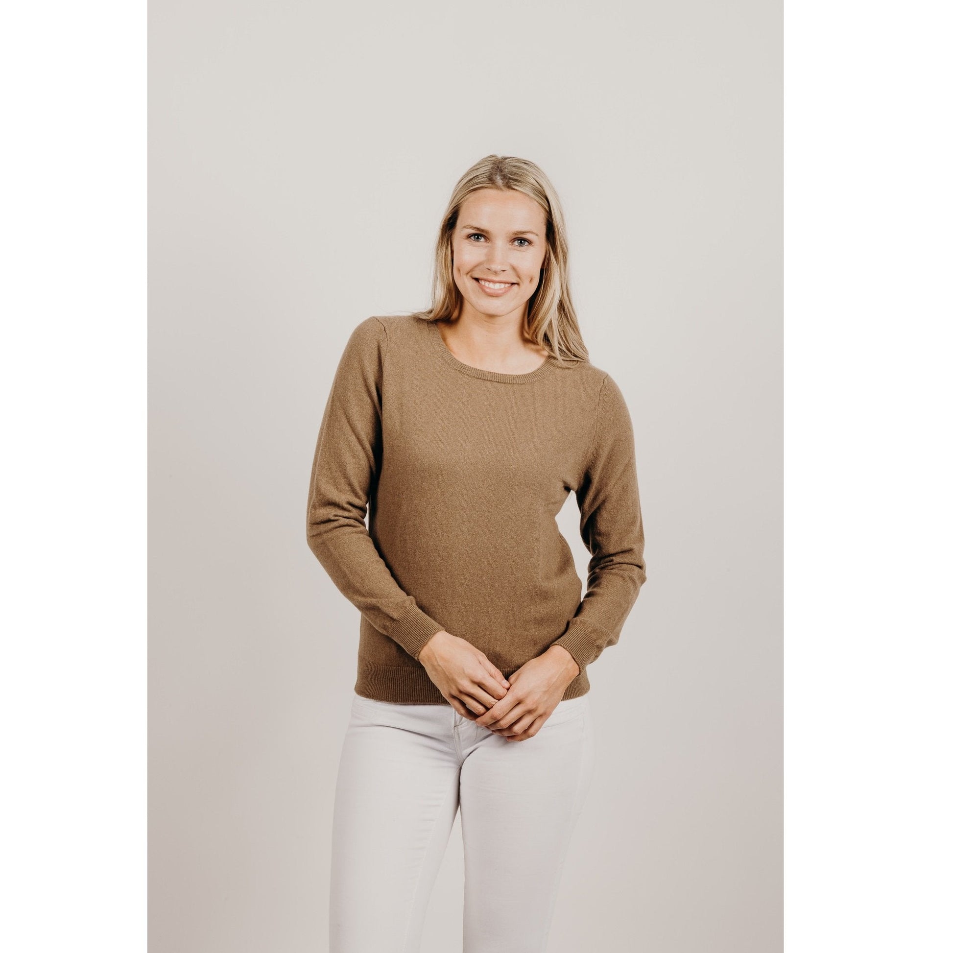 Luxury Women's Cervelt Sweater - Kapeka NZ