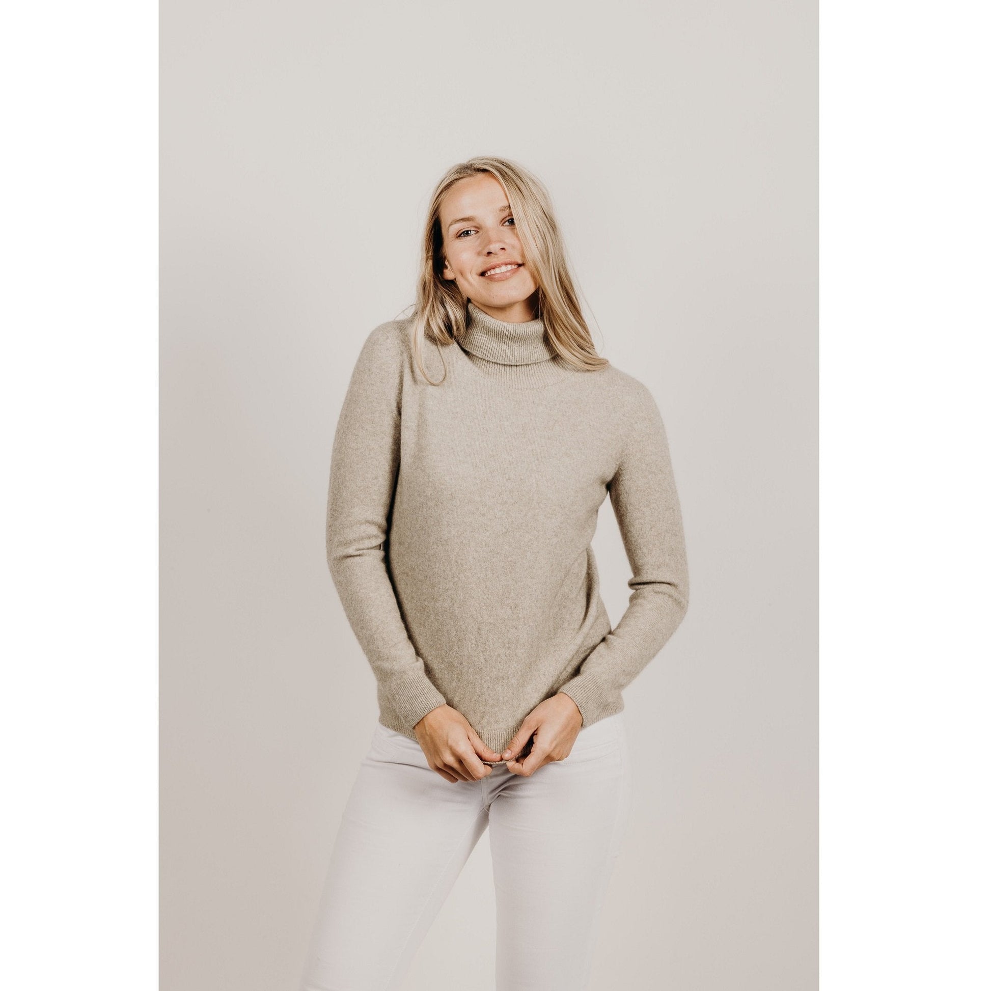 Women's cashmere turtle neck sweater - Kapeka NZ
